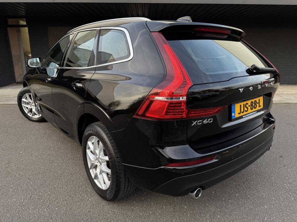 Volvo XC60 2.0 t4 momentum // 18.000km! //