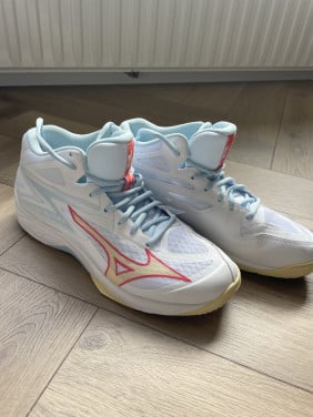 Mizuno Thunder Blade Z Mid volleybalschoenen (42) NIEUW