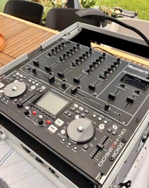 Dj set