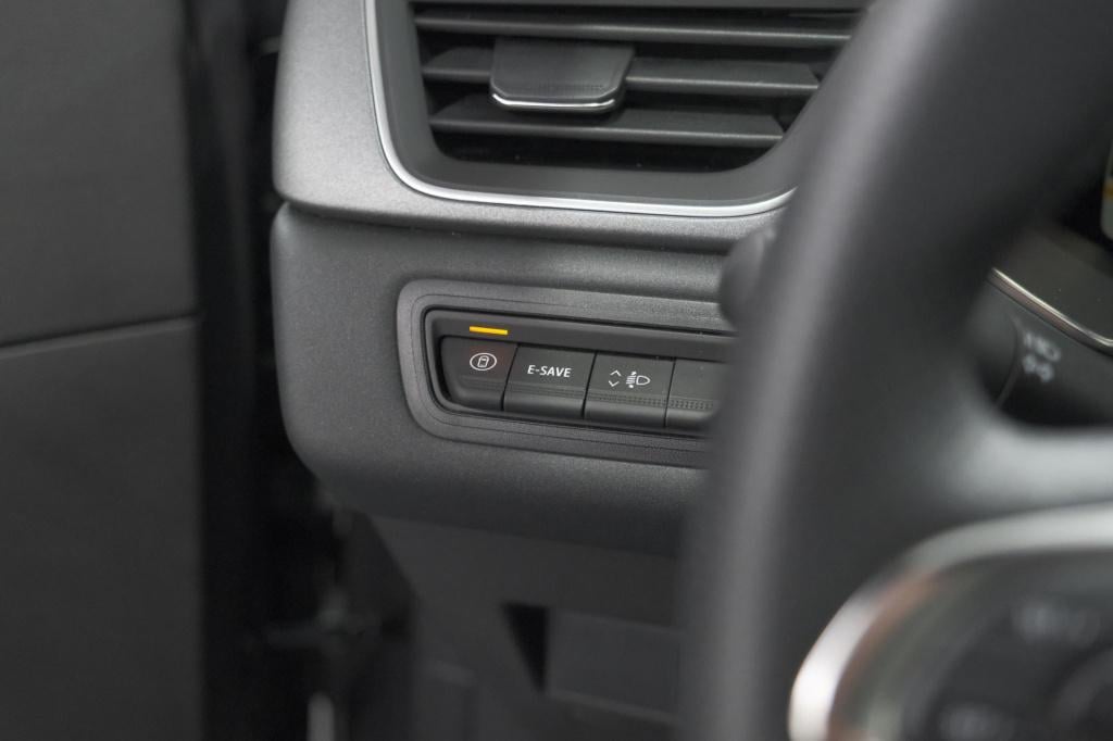 Renault Captur 1.8 e-tech full hybrid 160 techno | pack winter | adaptieve 