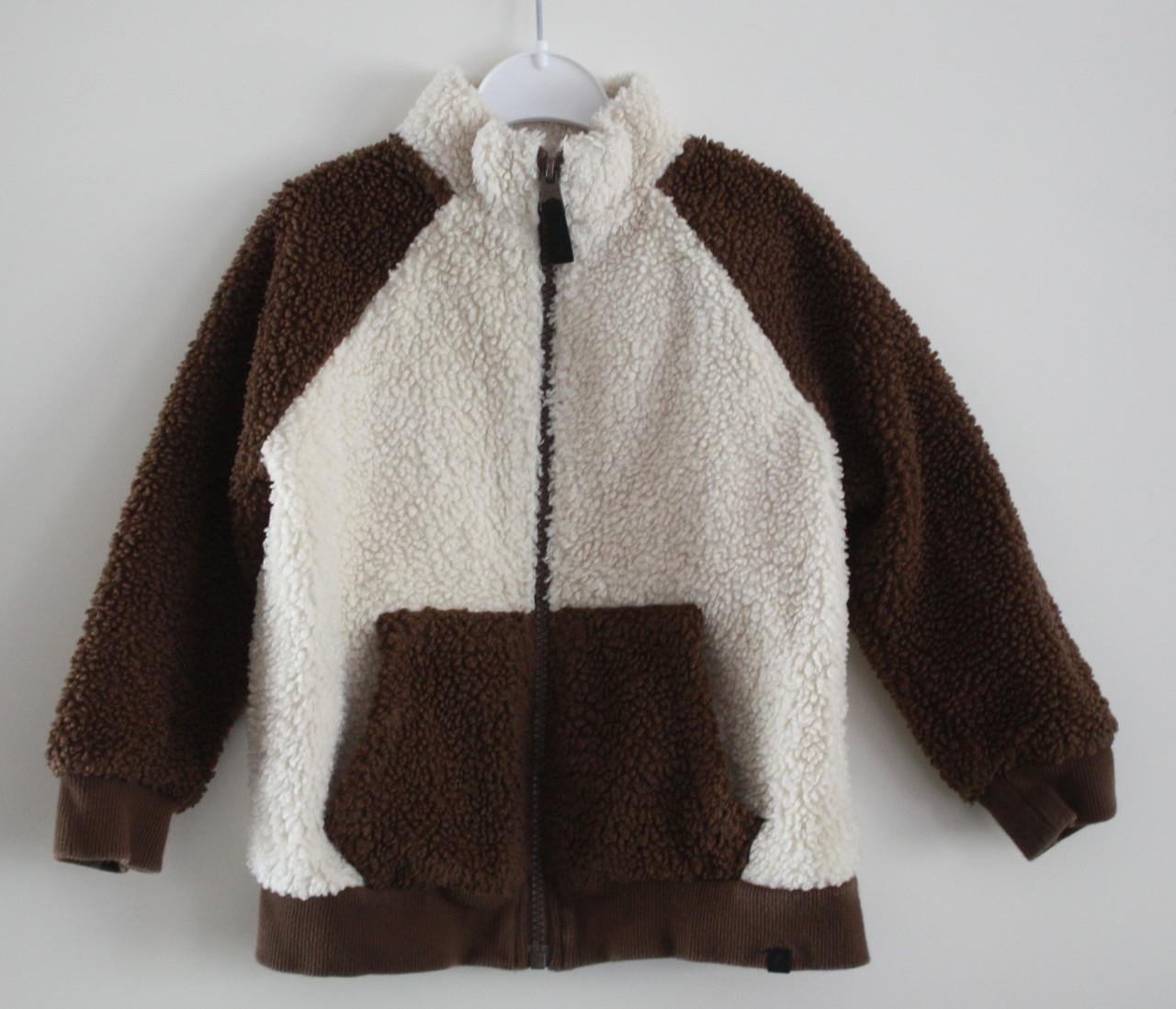 Teddy jasje  maat 104