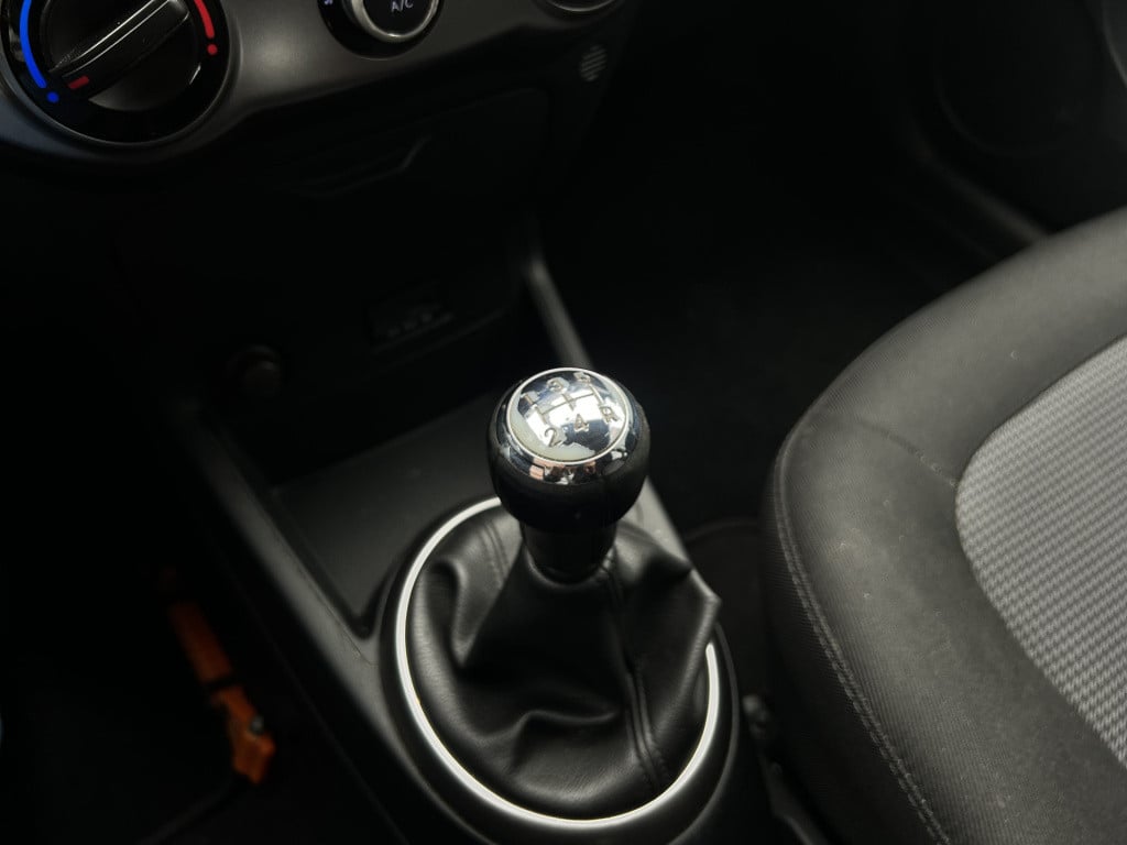 Hyundai I 20 1.2i i-motion | radio | airco | trekhaak