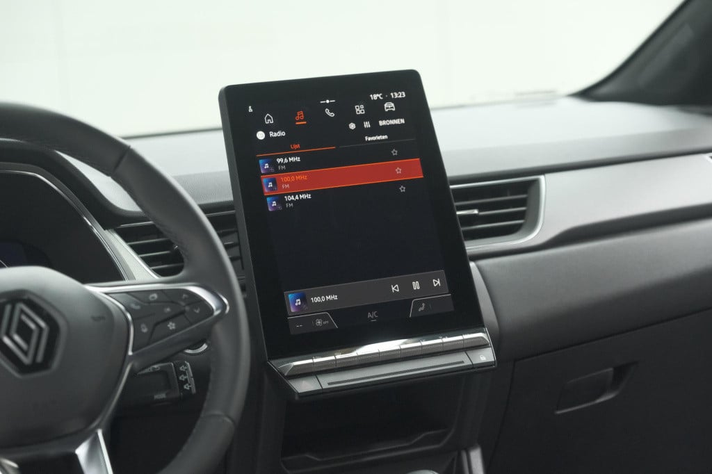 Renault Captur mild hybrid 160 edc techno | camera | navigatie | apple carp