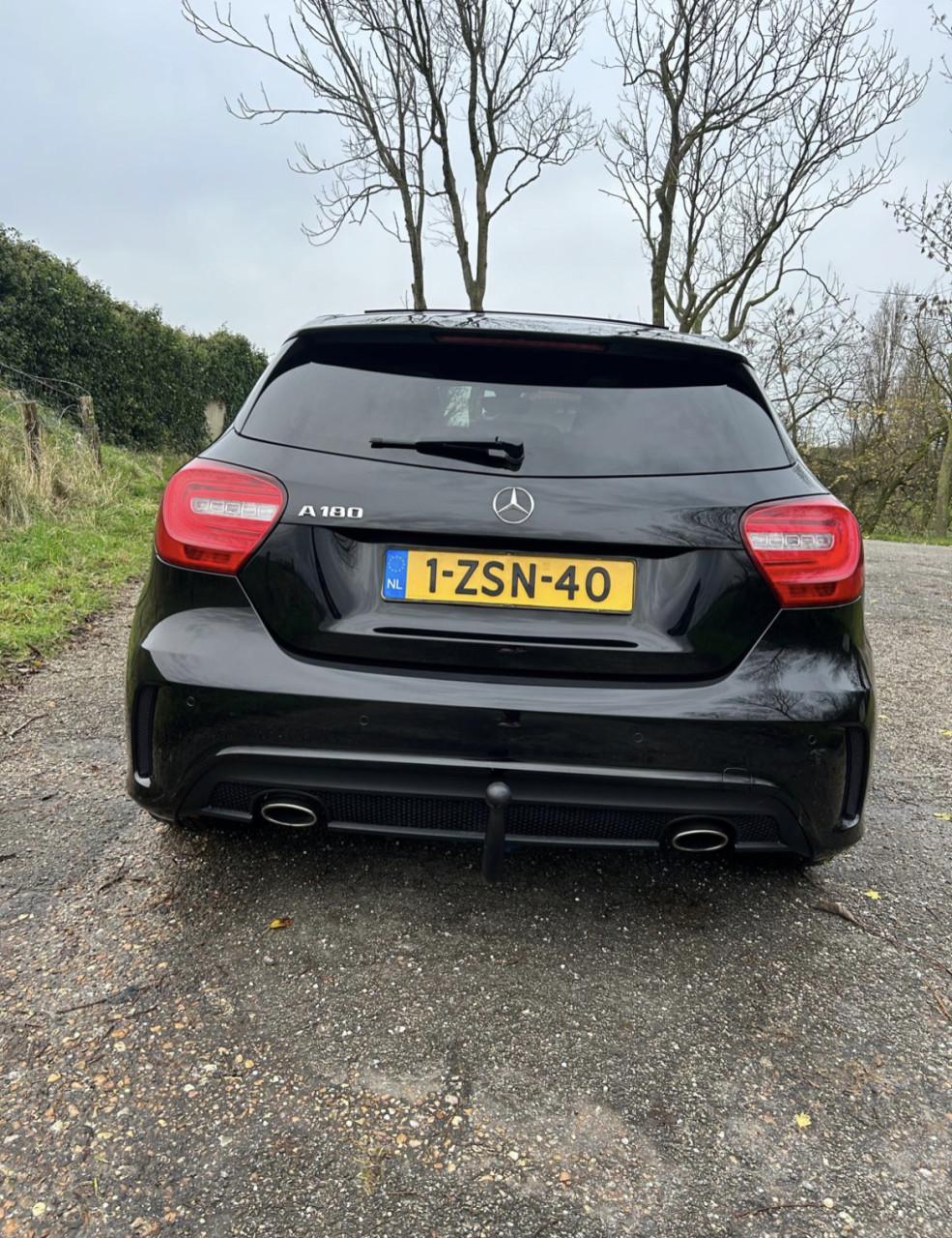 Mercedes-Benz A180 AMG Night Edition | Automaat | Panoramadak | Trekhaak