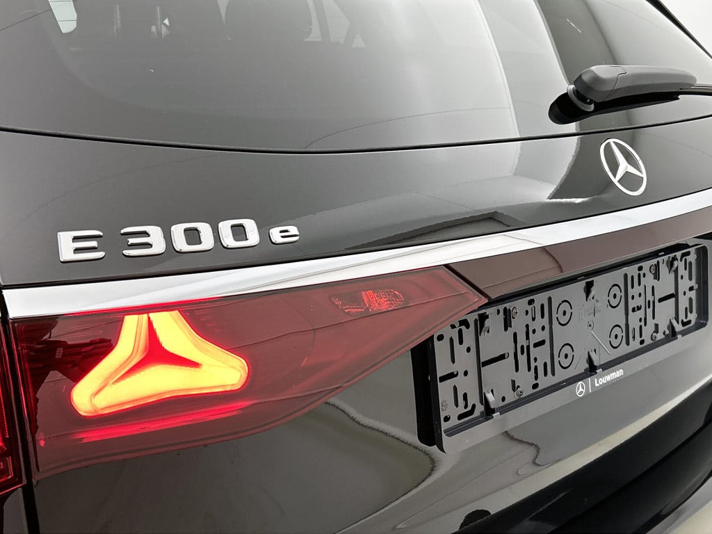 Mercedes-Benz E-Klasse estate 300 e sport edition | trekhaak | nightpakket 
