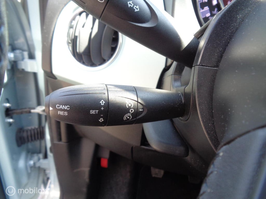 Fiat 500 C 1.0 hybrid launch edition/airco/16''lm velgen/half leer/1st eig/