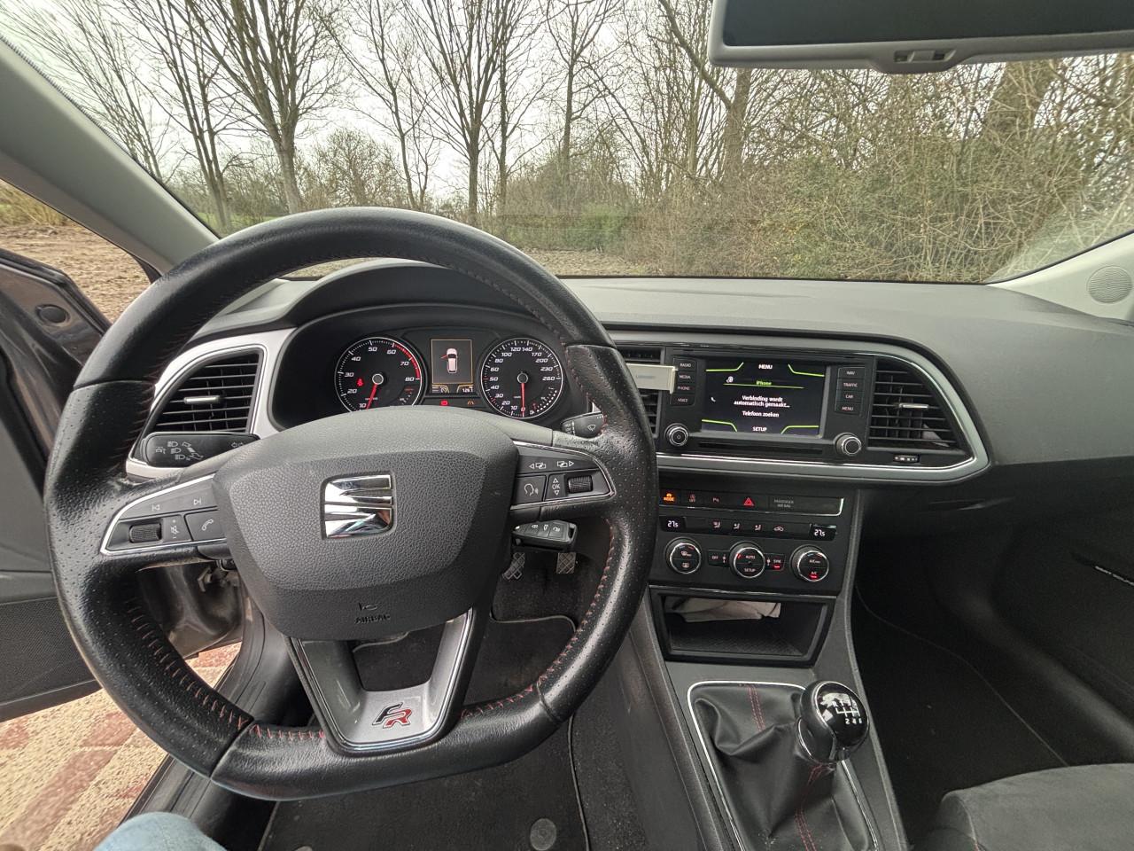 SEAT Leon FR First Edition 1.4 TSI (2014)