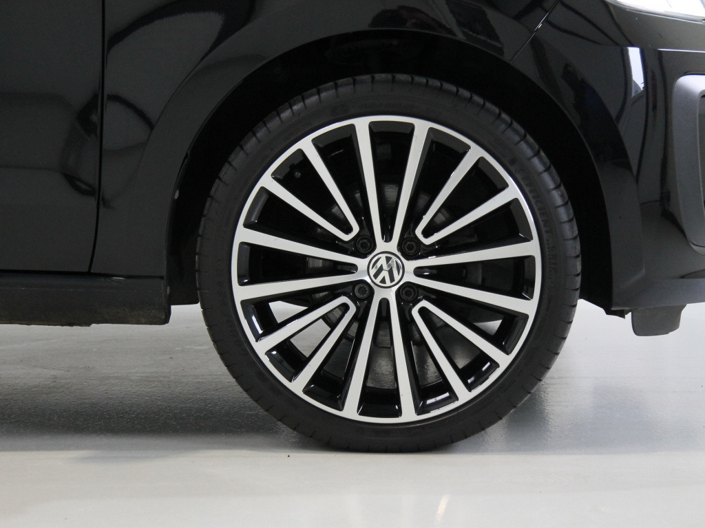 Volkswagen UP! active 5drs. clima | cruise | camera | vol!