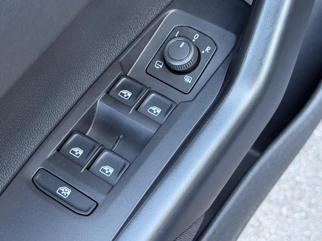 Volkswagen Polo 1.0 tsi life | climate | 4-season | stoelverwarming | carpl