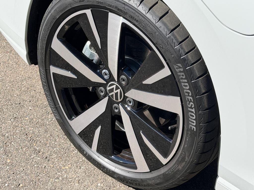 Volkswagen Golf 1.5 ehybrid 204pk style | 360 camera | ergo stoel | adapt. 