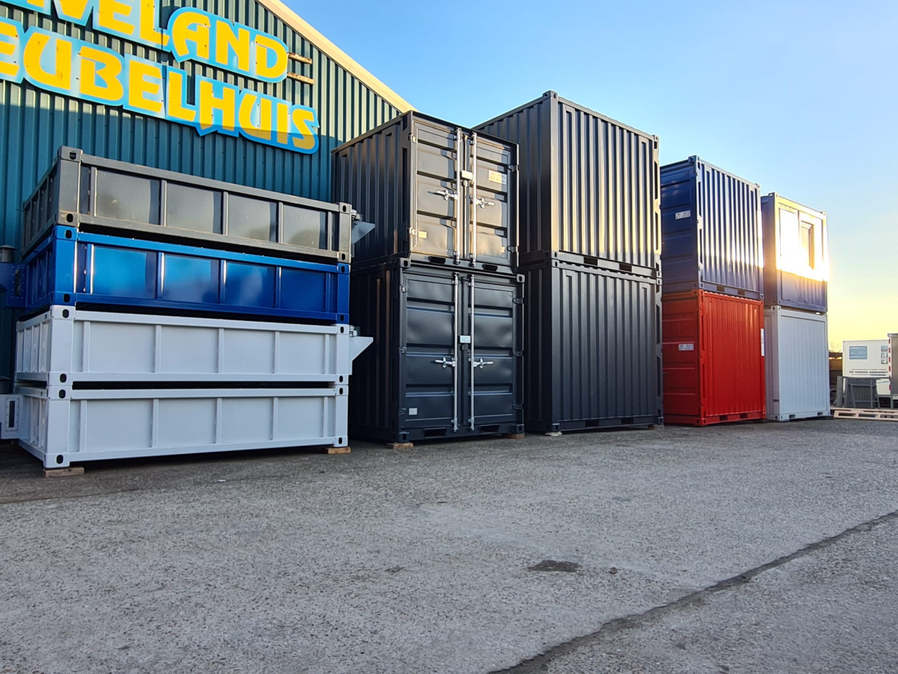 Diverse nieuwe 10, 8, 6ft opslagcontainers / bouwcontainers