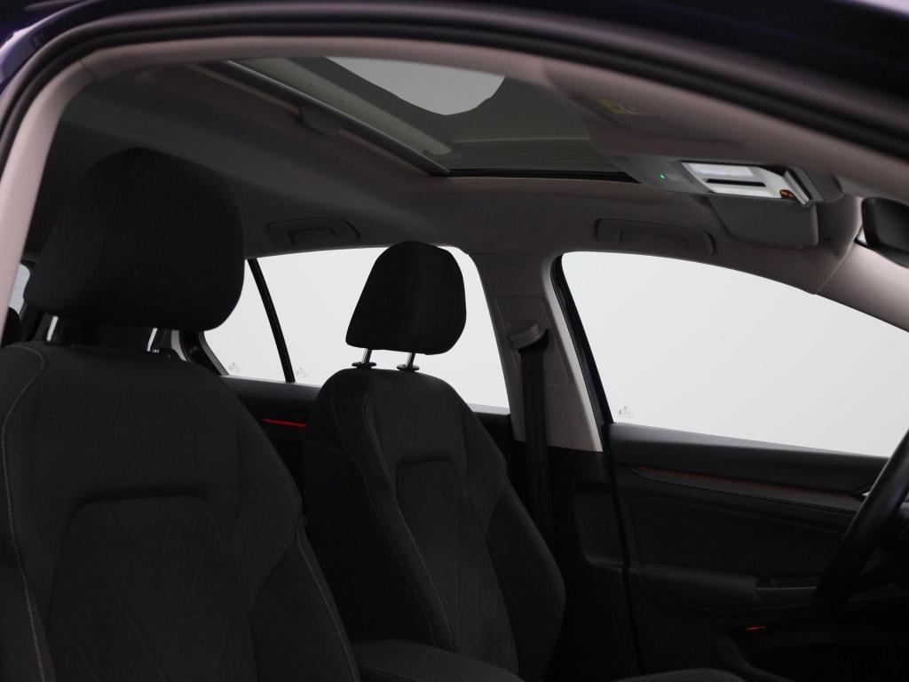 Volkswagen Golf 1.5 etsi style | automaat | panoramadak | apple carplay/ an