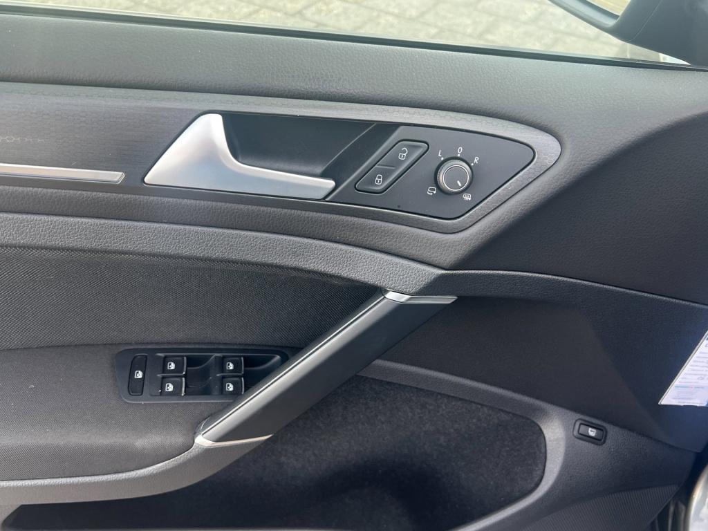 Volkswagen Golf 1.4 tsi phev gte elektr. schuif/kanteldak, winterpakket enz