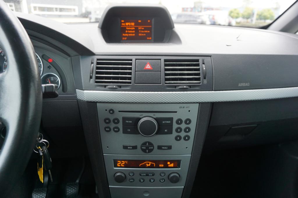 Opel Meriva 1.6-16v cosmo climate / half leder / elektr. ramen / trekhaak /