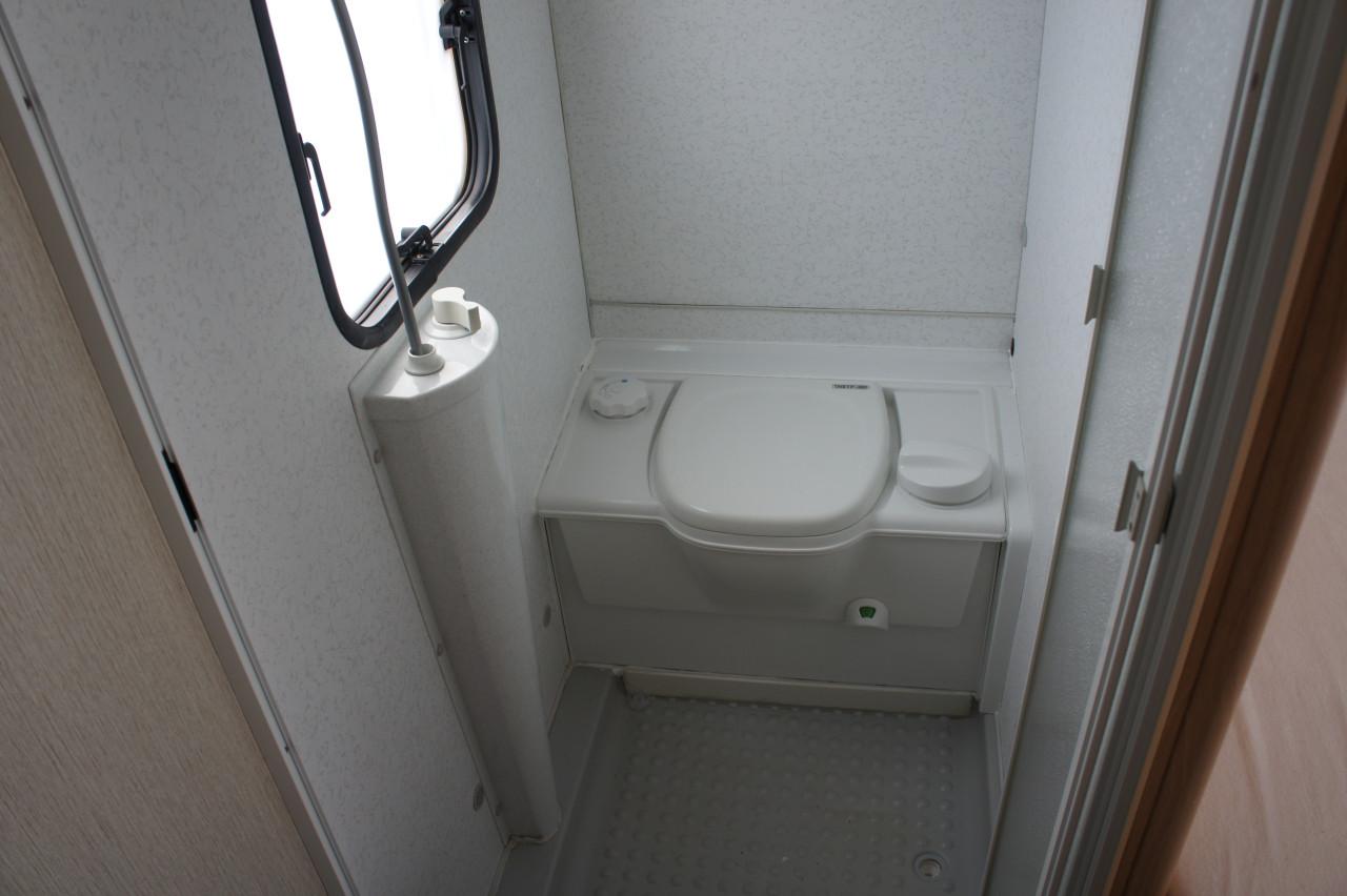 Adria Unica B 502 UP.