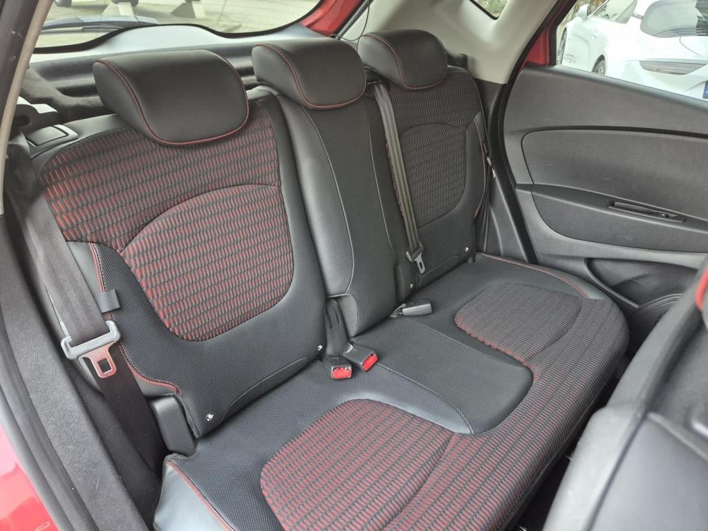 Renault Captur tce 120 xmod x-mod, all season banden, camera, trekhaak, sto