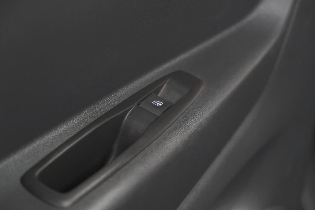 Renault Captur tce 90 limited | parkeersensoren | navigatie | airco | cruis