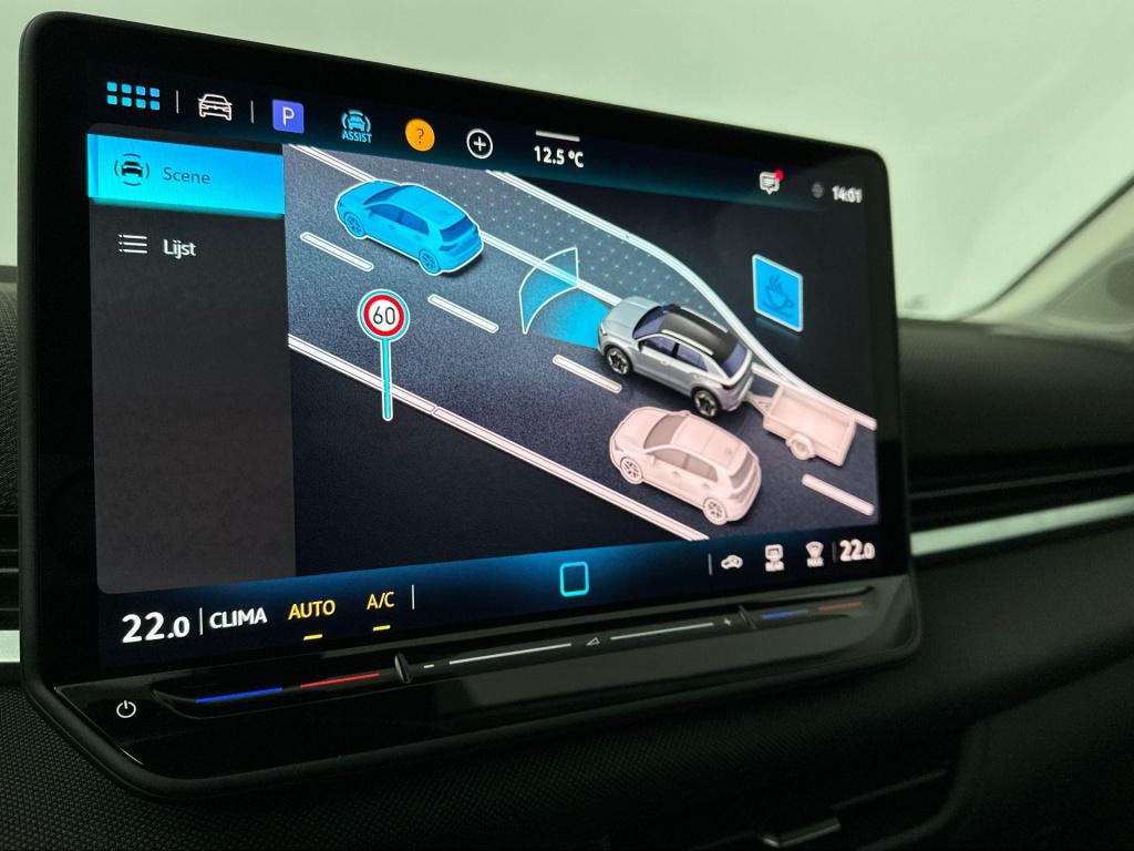Volkswagen T-roc 1.5 etsi life first edition