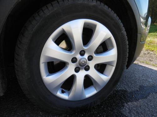 Autovelgen met winterbanden