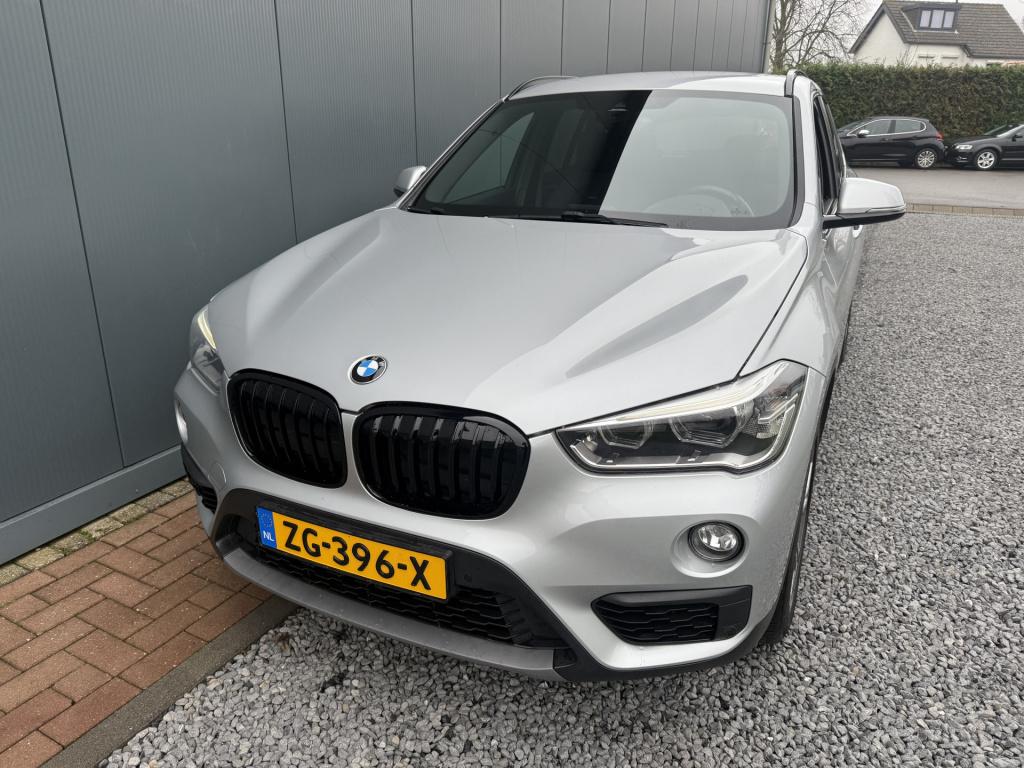 BMW X1 sdrive18i automaat executive sportline