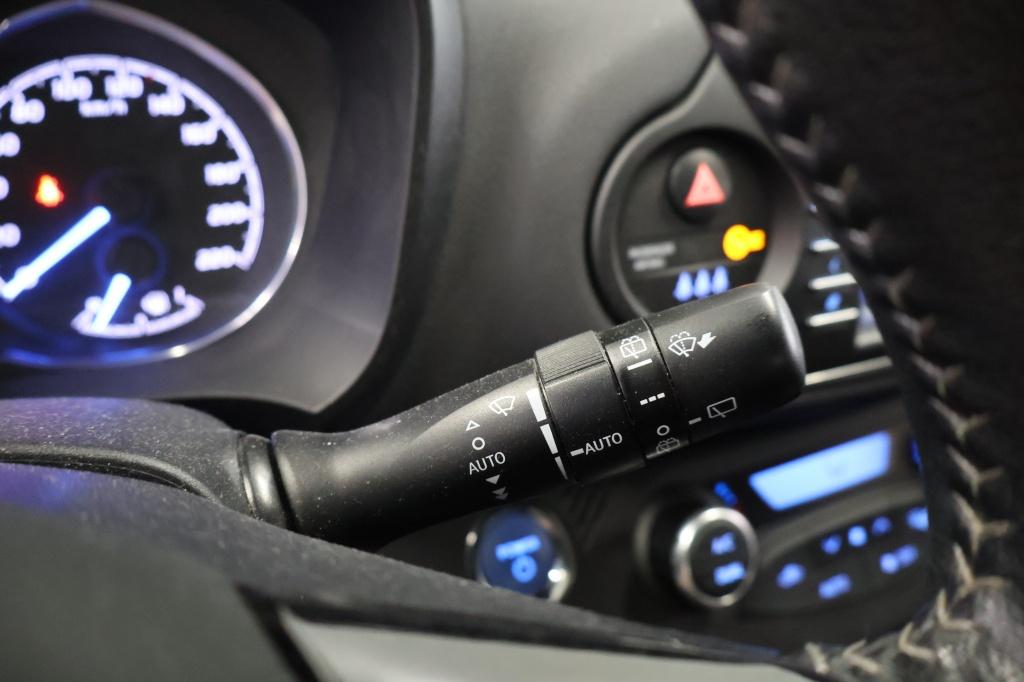 Toyota Yaris 1.5 hybrid executive