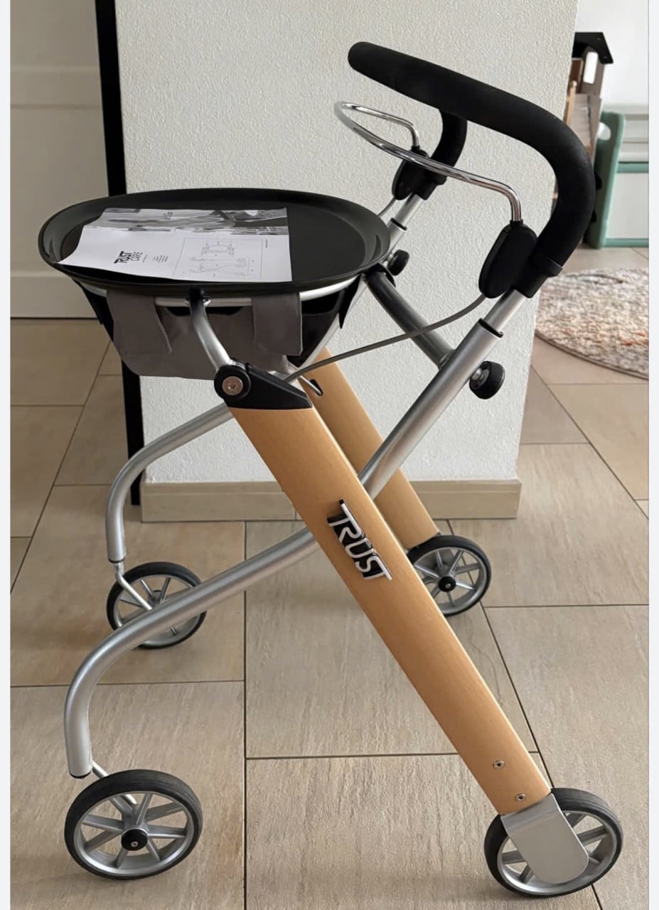 Rollator zo goed als nieuw