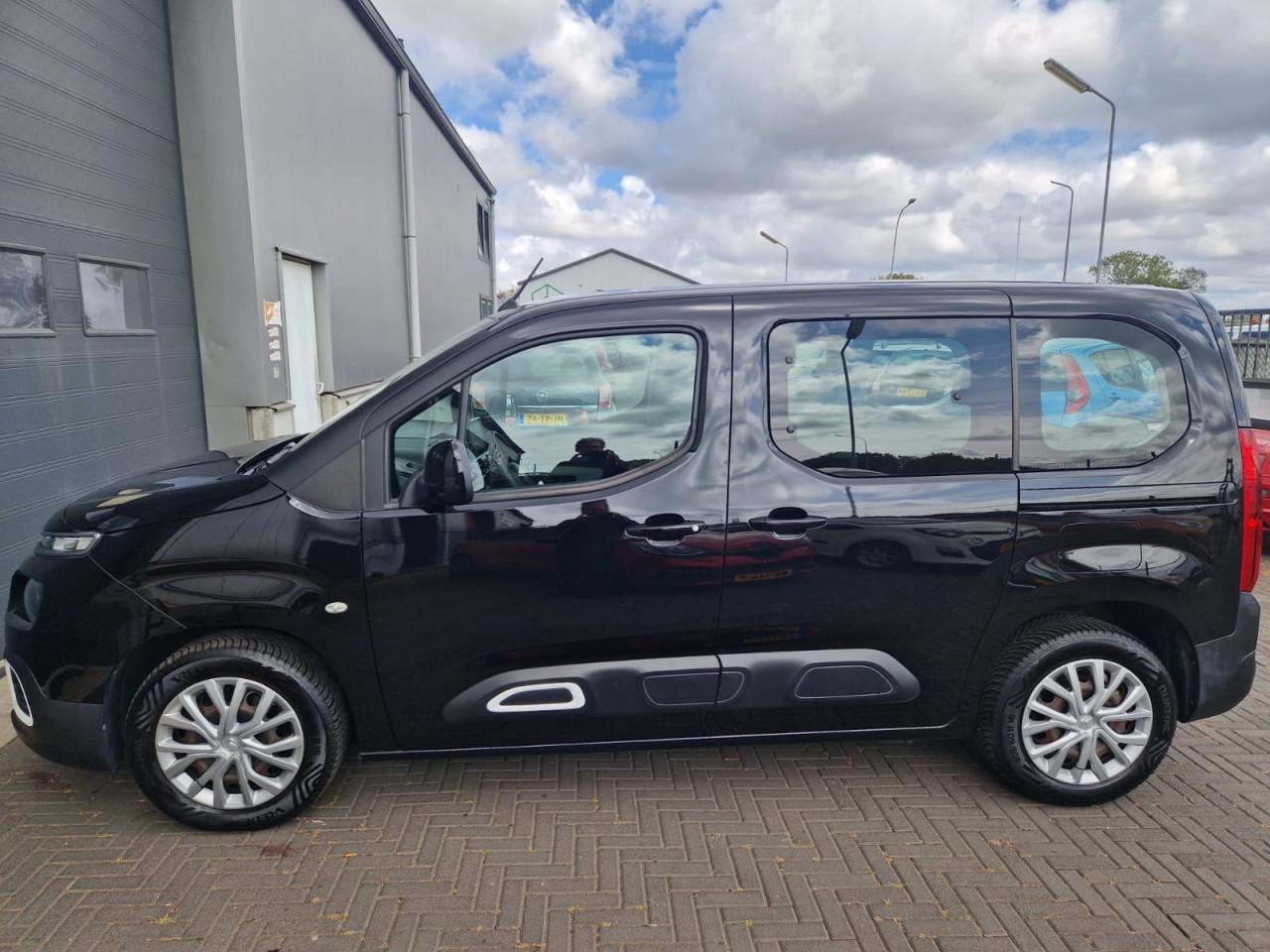 TE KOOP CITROEN BERLINGO 1.2 PURE TECH LIVE EURO 6 MPV MET TREKHAAK