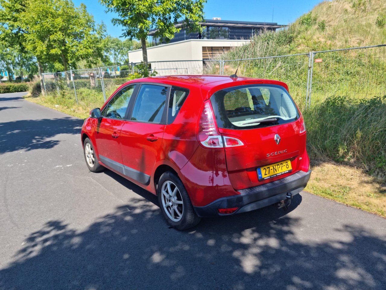 Renault scenic 1.4i bouwjaar 2010 apk 10-2025