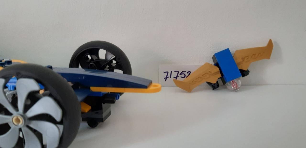 LEGO NINJAGO  71752: Ninja Sub-speeder + 4 minifiguren