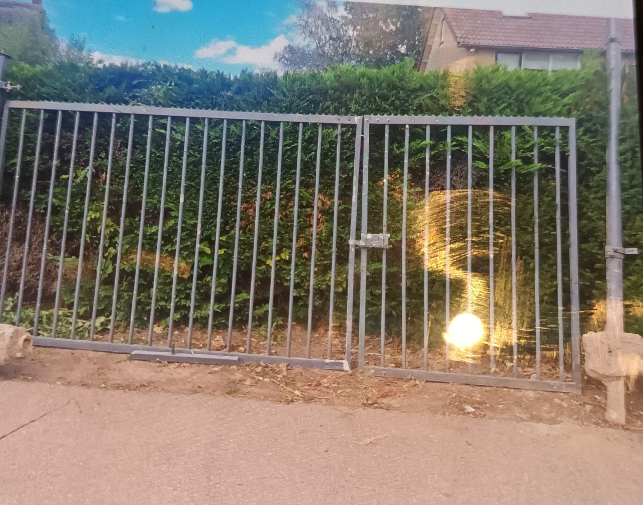 Poort,draaipoort, hek,hekwerk, gegalvaniseerd