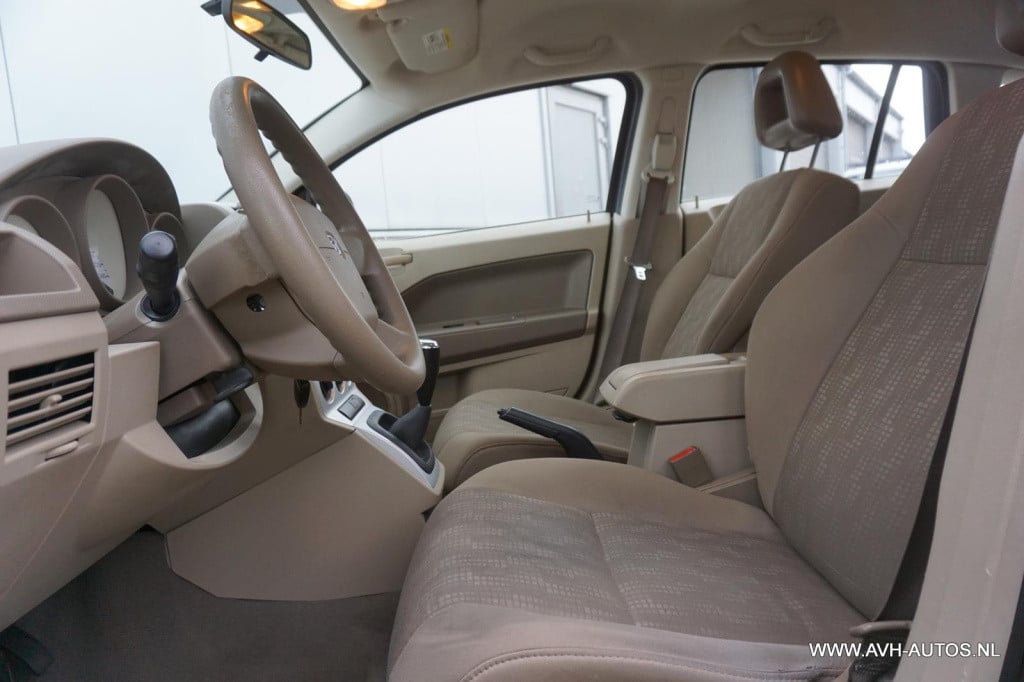 Dodge Caliber 1.8 se