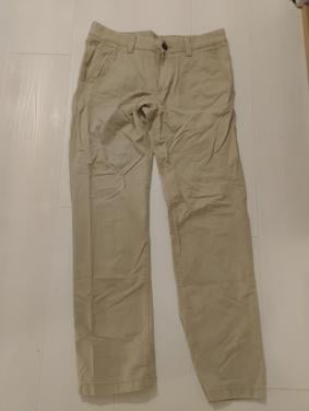 Pantalon mt 34 €7,-