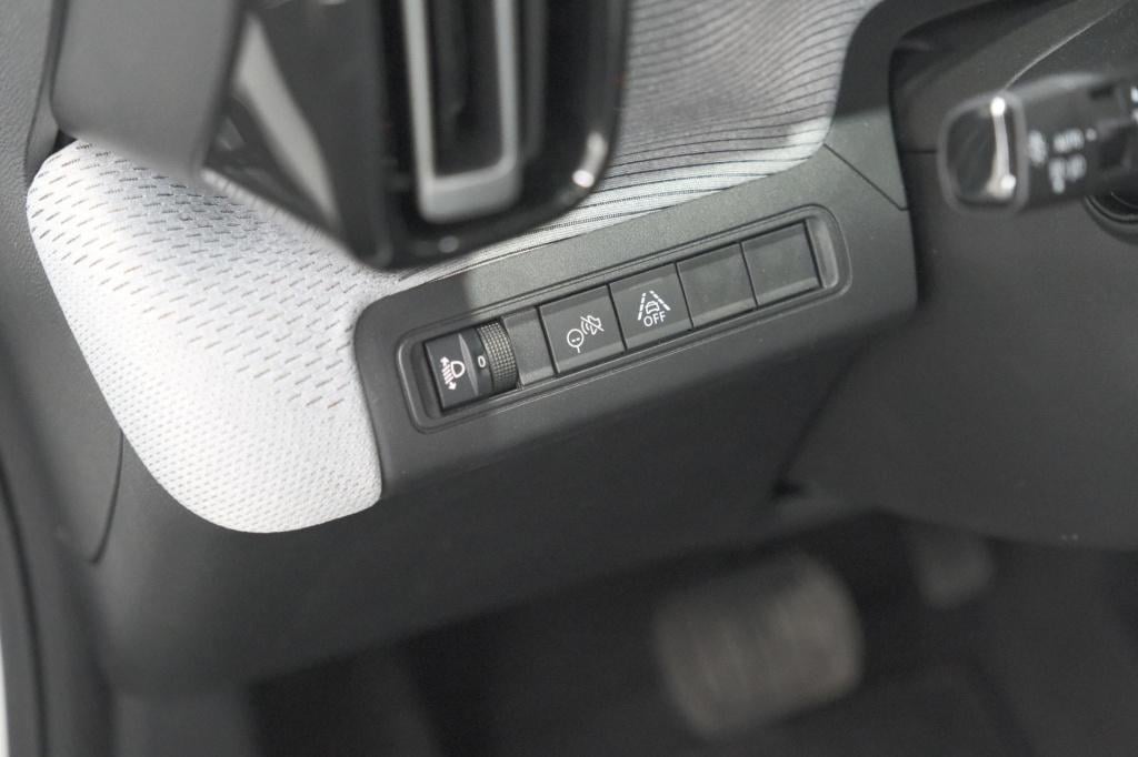 Citroen C3 Aircross 1.2 hybrid 145pk max | camera | dodehoekdetectie | appl