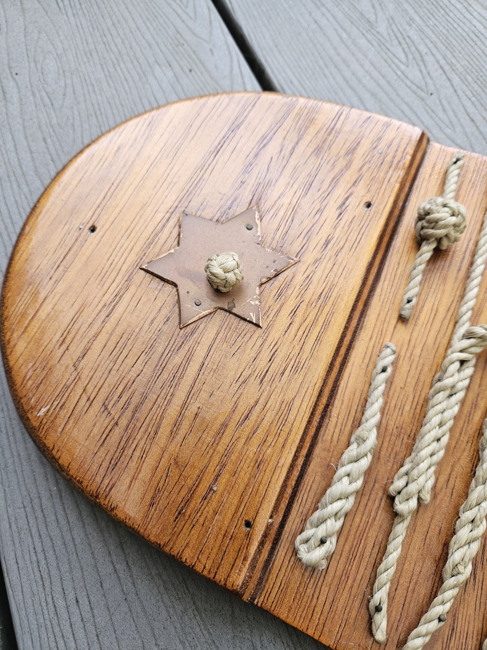 Prachtig Maritiem knopenbord scheepvaart op houten plank