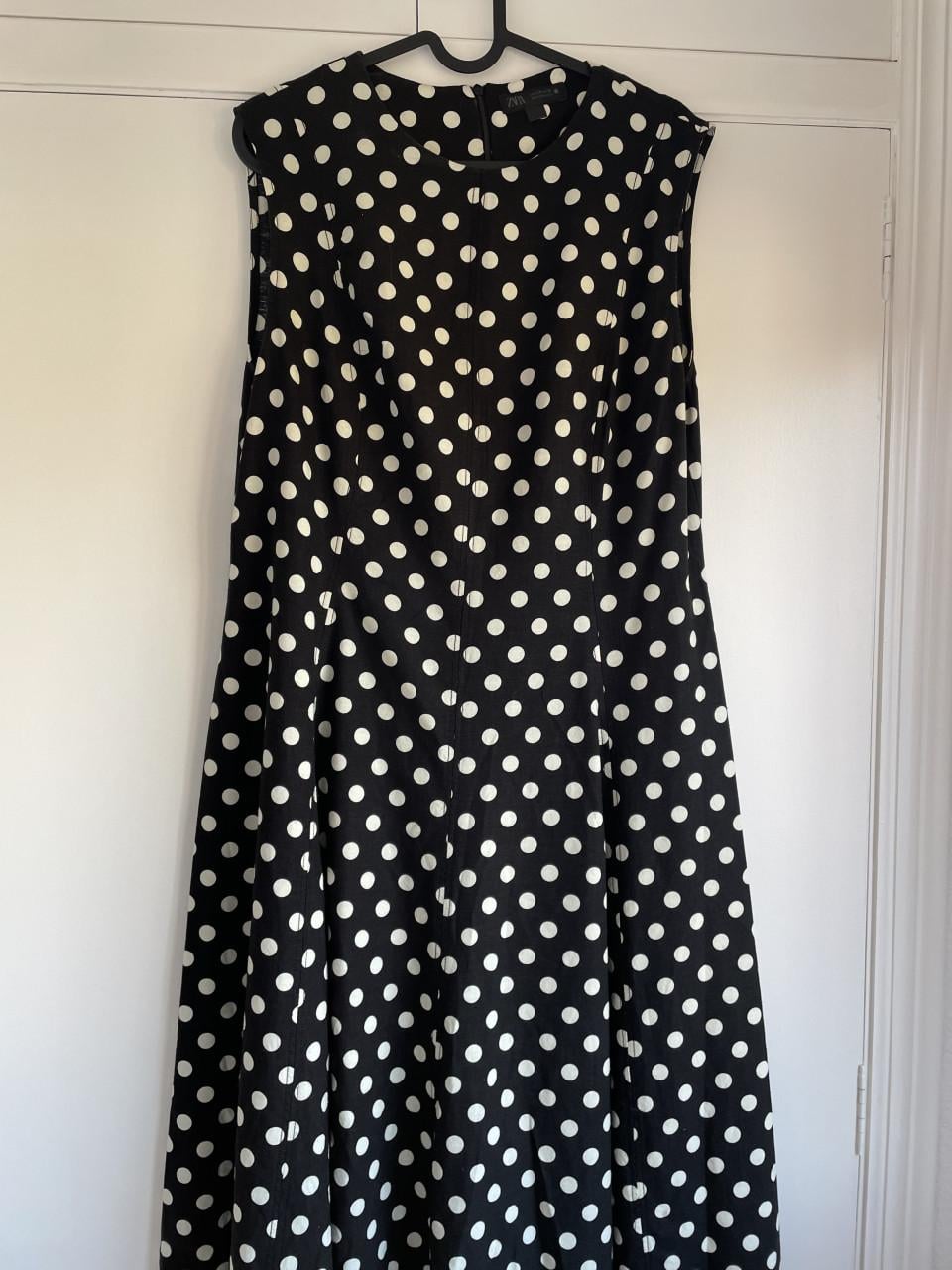 ZARA zw/wit midi dress