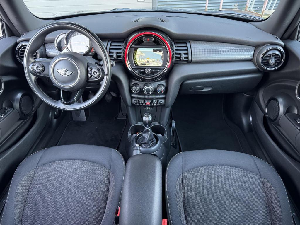 Mini Cooper mini 1.5 salt business allseason banden, nl-auto!