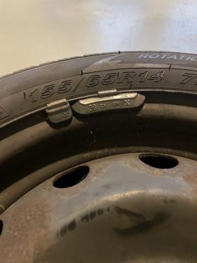 4 winterbanden met velg maat 155 65 14