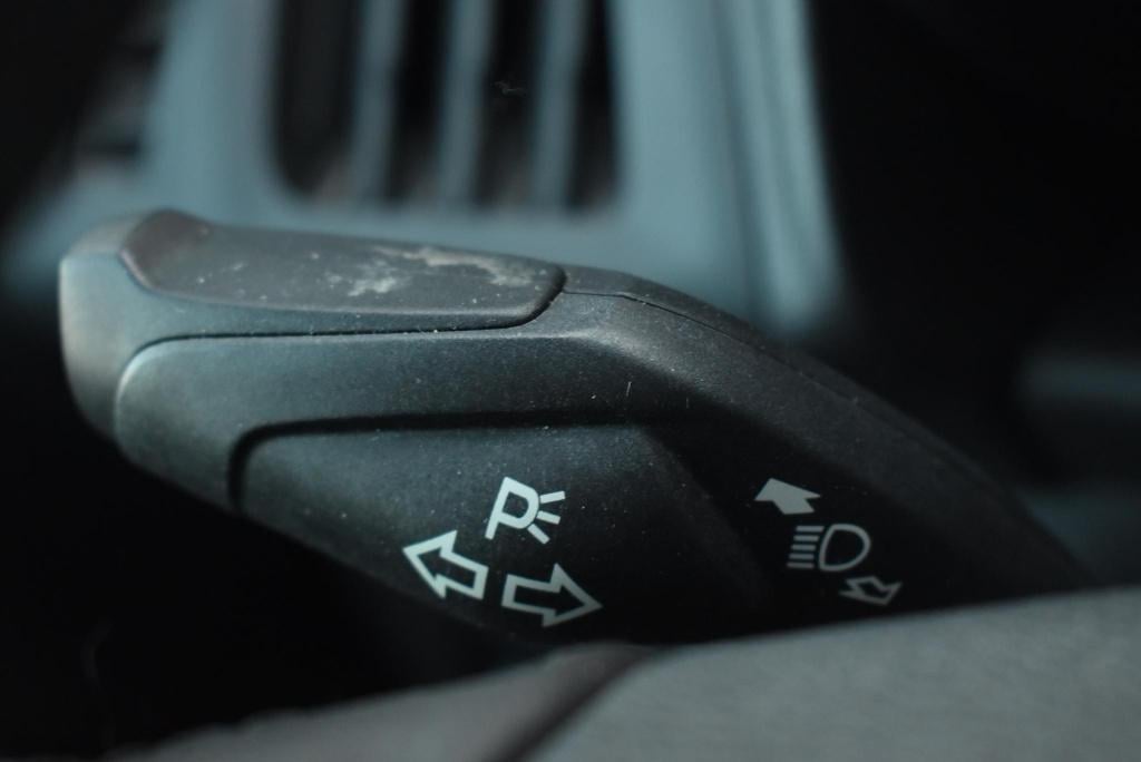 Ford Transit Connect 1.5 tdci l1 trend 100 pk | parkeersensoren achter | tr