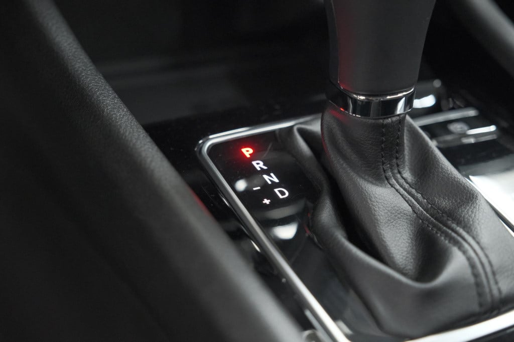 Jeep Compass 4xe 190 plug-in hybrid electric limited | elektrisch panoramad