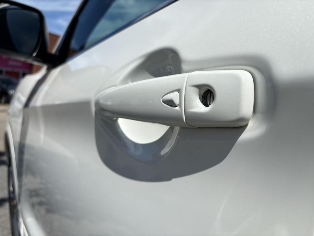 Nissan Qashqai 1.3 dig-t tekna automaat incl. trekhaak!