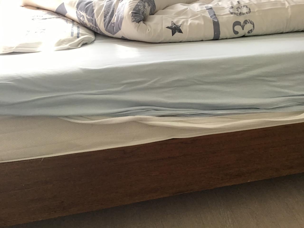 Twijfelaar bed ouderwets met matras en topper