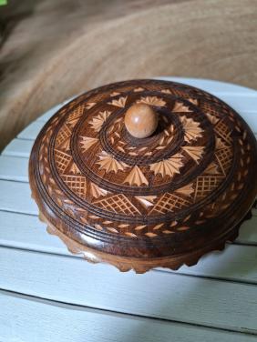 Decoratief houtsnijwerk