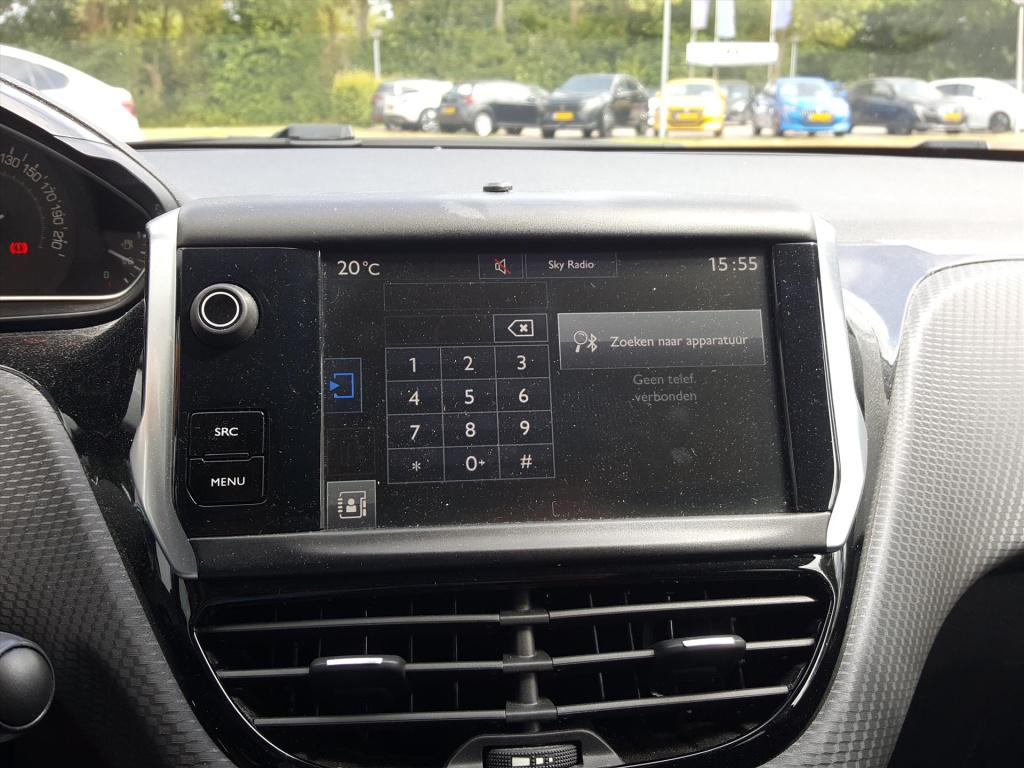 Peugeot 208 allure 1.2 pt-110pk 5d kleurnavigatie applecarplay&androidauto 