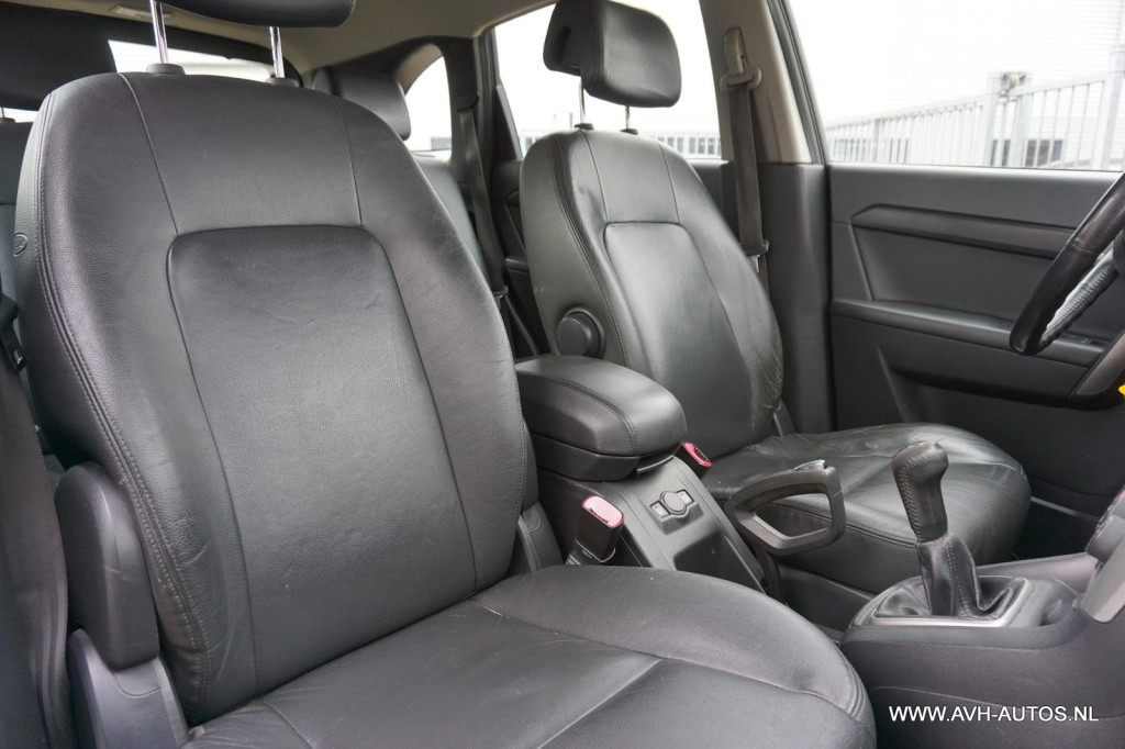 Chevrolet Captiva 2.4 intro edition 2wd