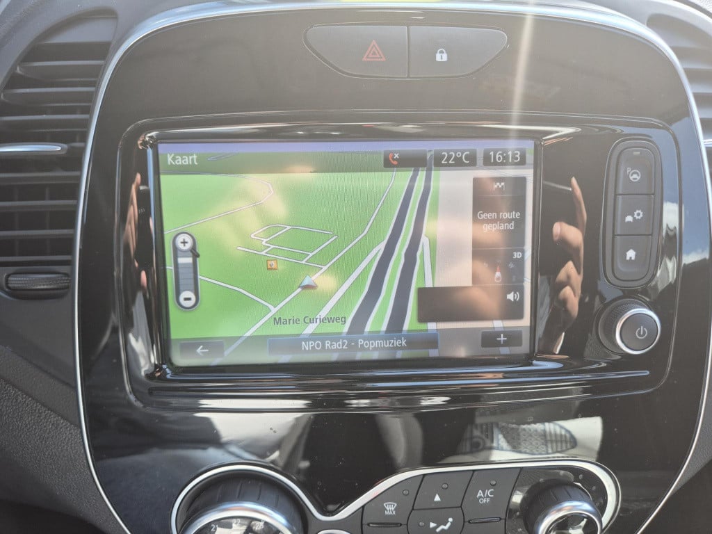 Renault Captur 1.3 tce 130 intens camera, navigatie, trekhaak, pack easy li