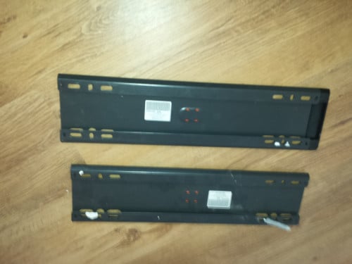 2 Beugels om grote tv op te hangen
