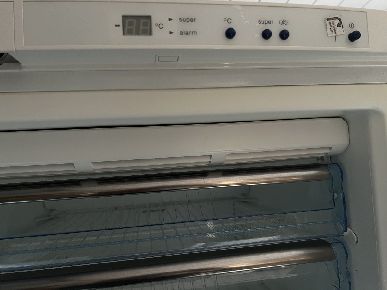Bosch NoFrost Vrieskast 186x70x70 cm. Inhoud vriezer 356 liter
