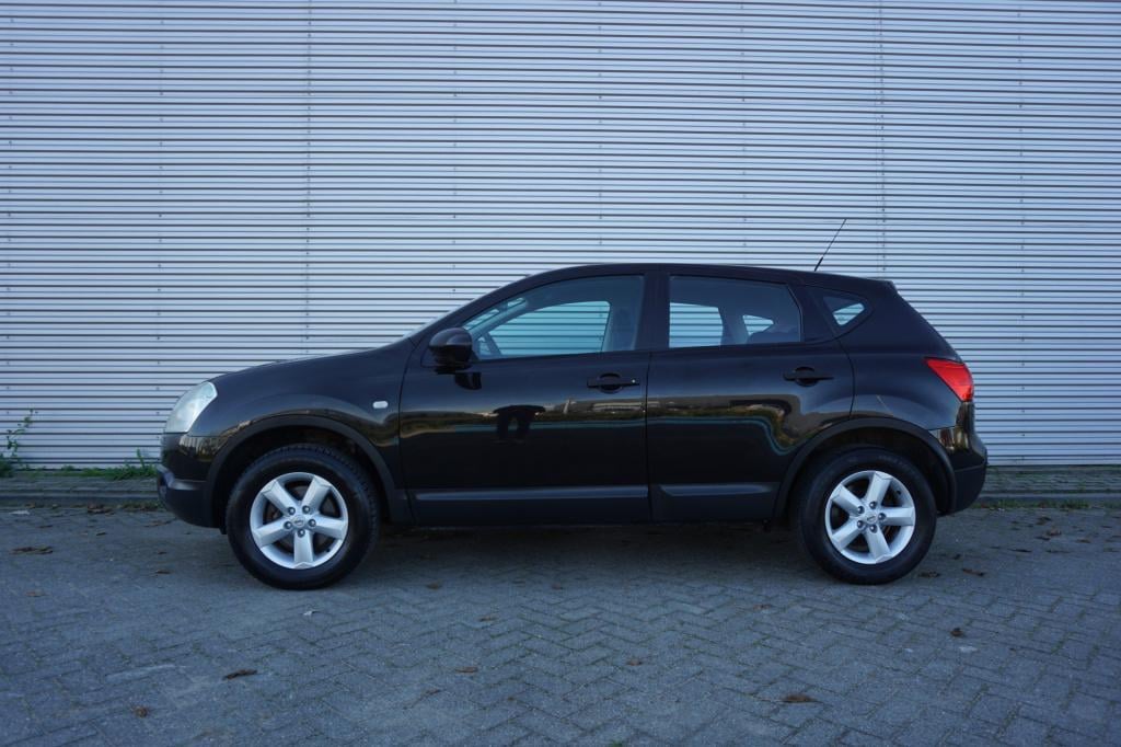 Nissan Qashqai 1.6 visia airco / cruise / elektr. ramen / trekhaak / lm vel