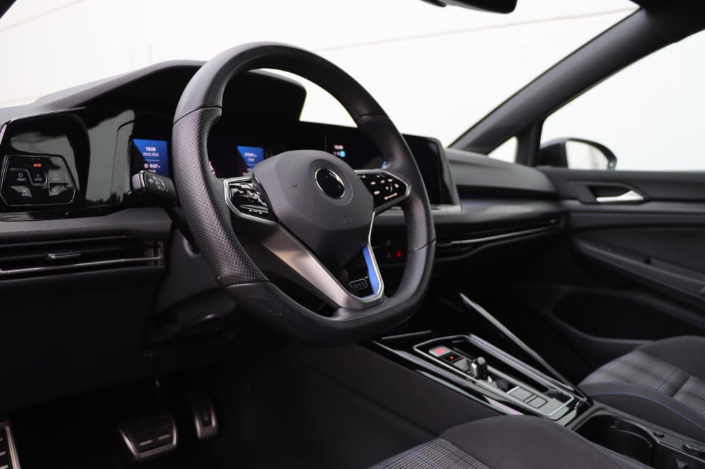Volkswagen Golf gte 1.4 tsi ehybrid black style 245pk dsg6