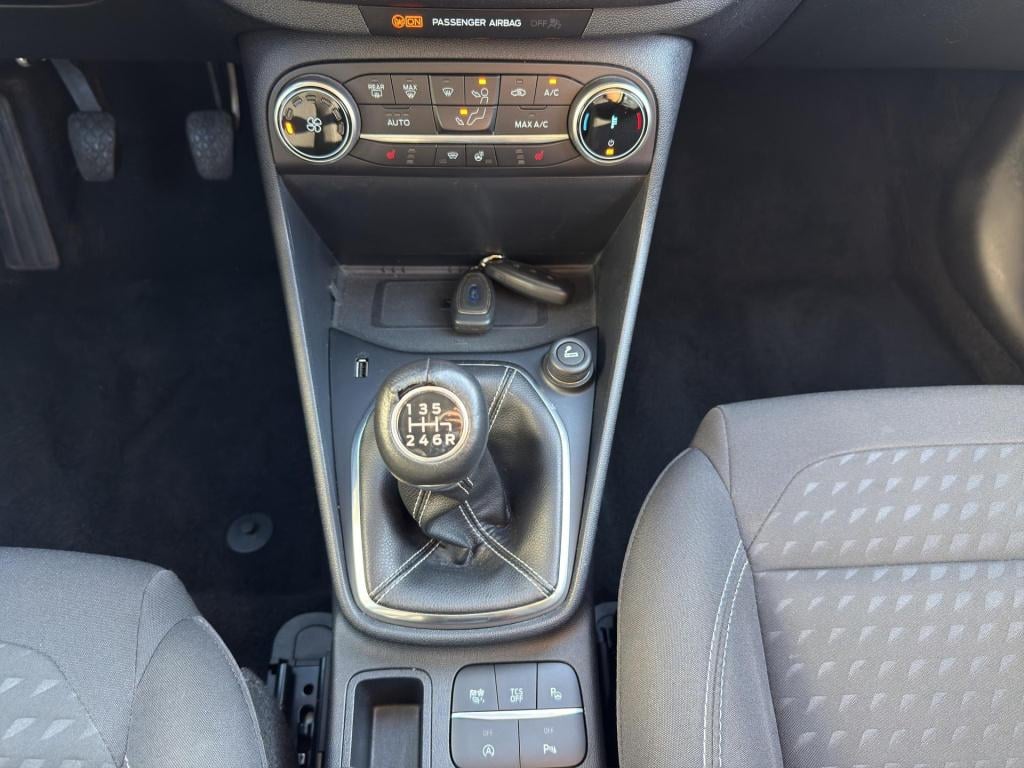 Ford Fiesta 1.0 ecoboost titanium | camera | parksensors | stoel/stuurverwa